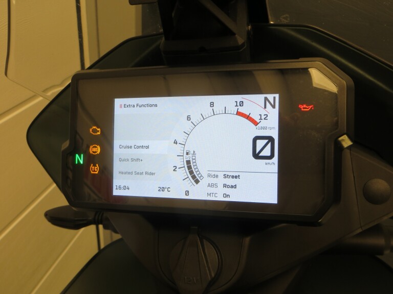 KTM 890 ADVENTURE KTM 890 ADVENTURE foto 11