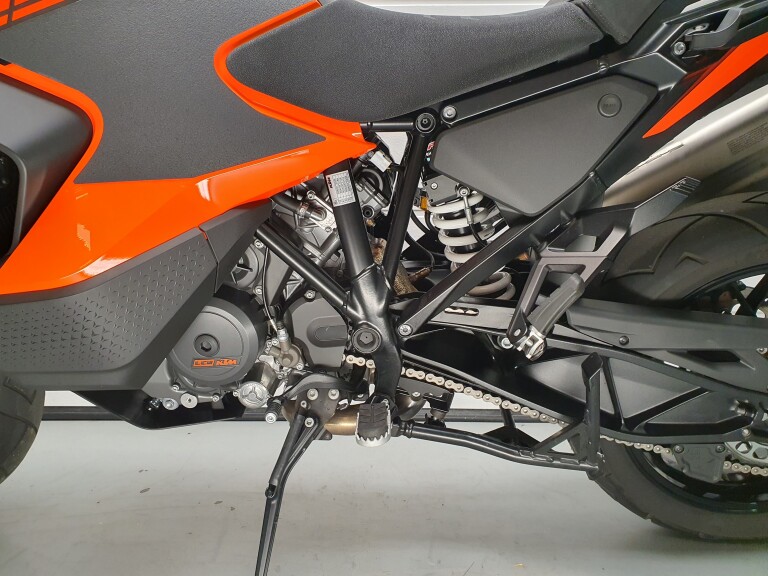 KTM 1290 SUPER ADVENTURE S KTM 1290 SUPER ADVENTURE S foto 6