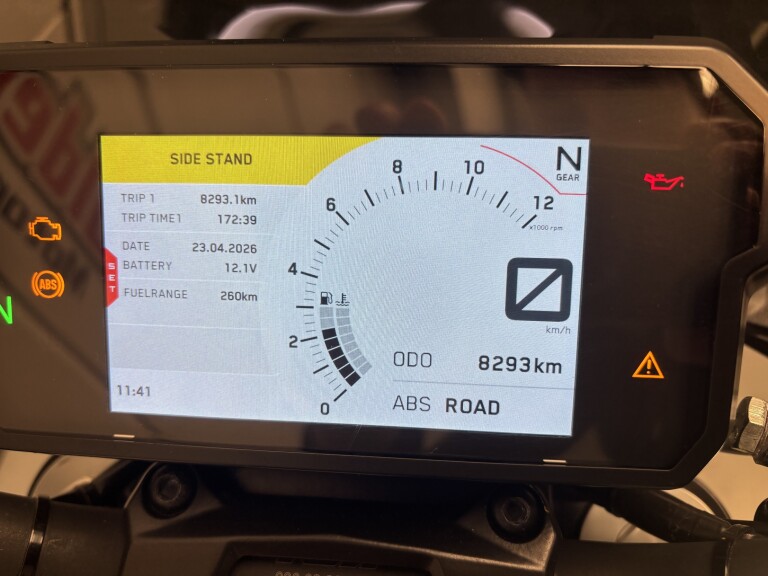 KTM 390 DUKE ABS foto 15