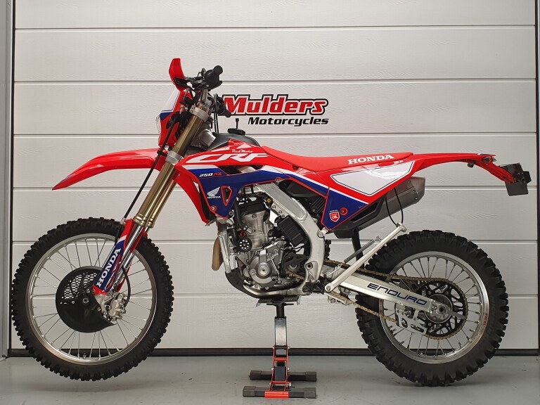 Honda CRF 250 RX ENDURO HONDA CRF 250 RX ENDURO foto 2