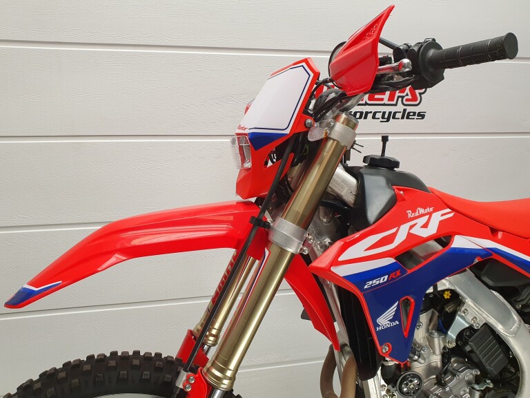 Honda CRF 250 RX ENDURO HONDA CRF 250 RX ENDURO foto 4