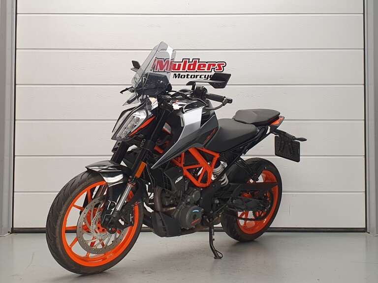 KTM 390 DUKE ABS KTM 390 DUKE 