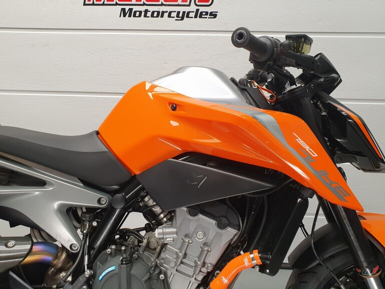 KTM 790 DUKE ABS foto 10