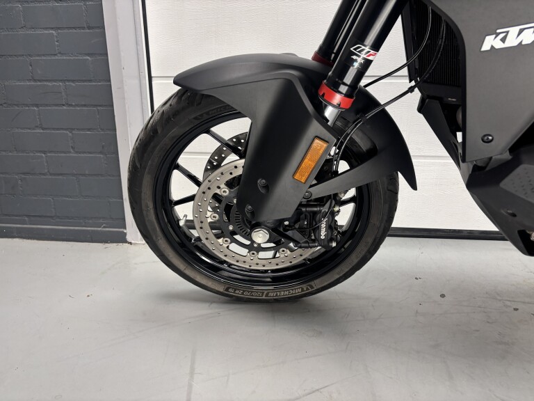 KTM 1290 SUPER ADVENTURE S KTM 1290 Super Adventure S foto 14