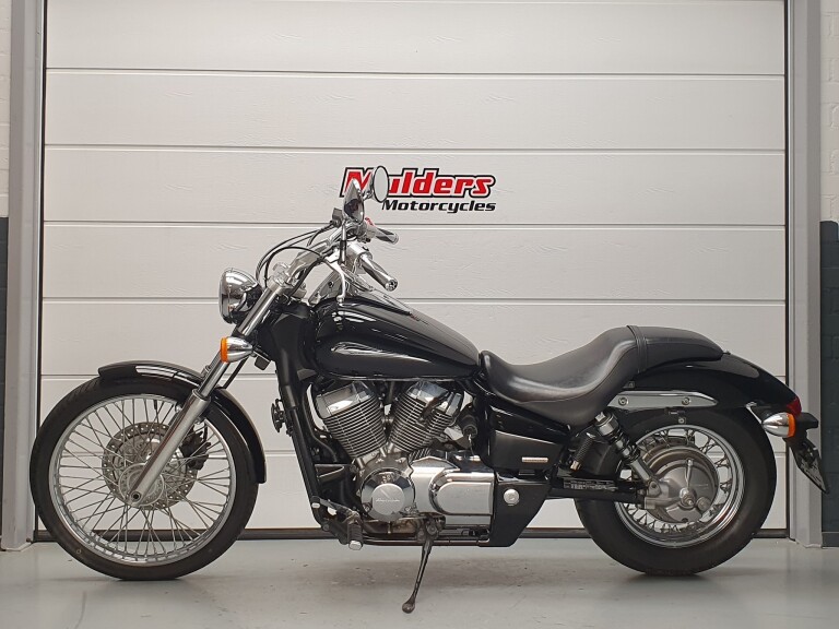 Honda VT 750 SHADOW HONDA VT 750 SHADOW foto 2