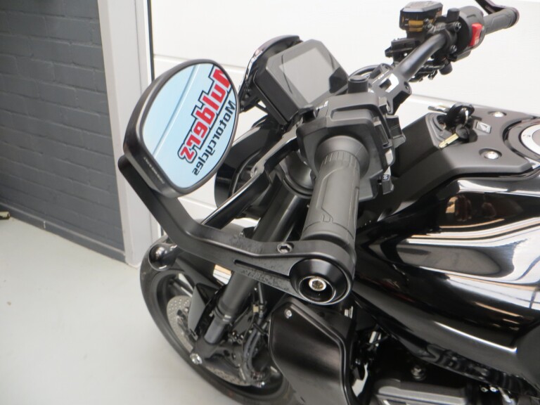 Honda CB 1000 R HONDA CB 1000 R BLACK EDITION foto 7