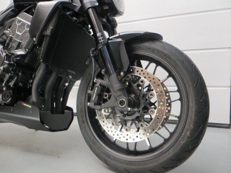 Honda CB 1000 R HONDA CB 1000 R BLACK EDITION foto 11