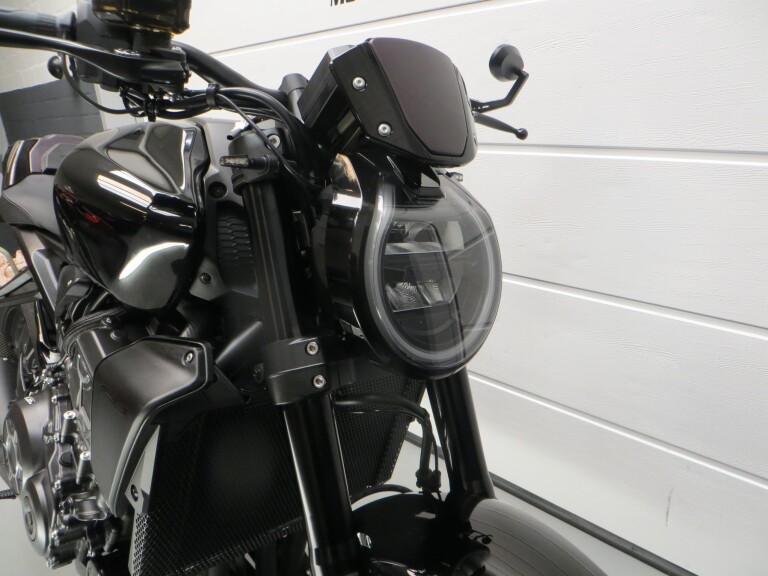 Honda CB 1000 R HONDA CB 1000 R BLACK EDITION foto 13