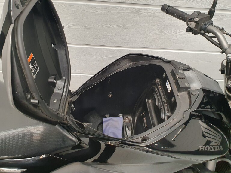 Honda NC 700 S ABS GESCHIKT VOOR A! 6 MAANDEN GARANTIE! foto 15