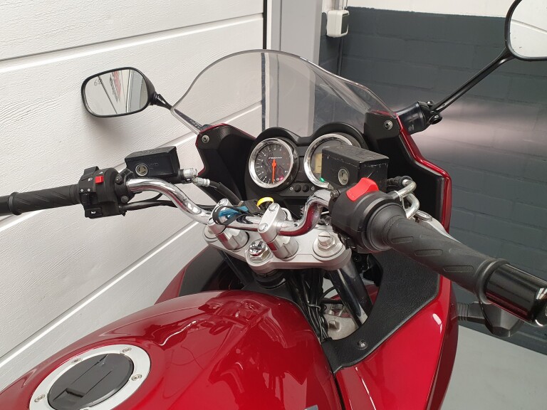 Suzuki GSF 1250 S Bandit SUZUKI GSF 1250 S BANDIT foto 17