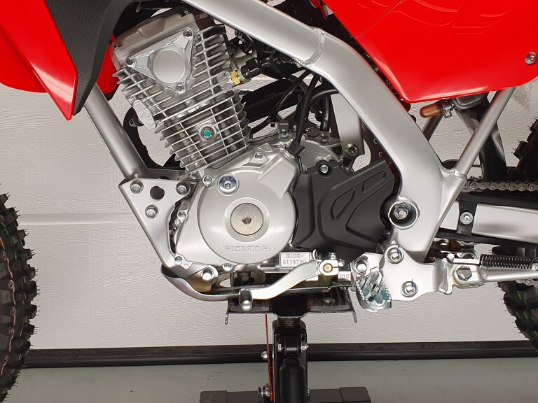 Honda CRF 125 FP foto 12