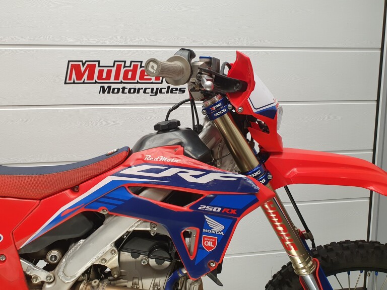 Honda CRF 250 RX ENDURO SPECIAL HONDA CRF 250 RX ENDURO SPECIAL foto 13