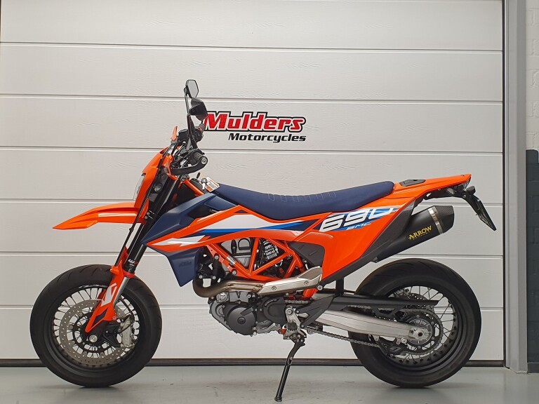KTM 690 SMC-R KTM 690 SMC-R foto 2