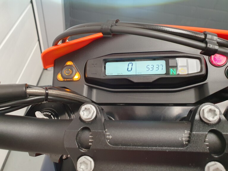 KTM 690 SMC-R KTM 690 SMC-R foto 17