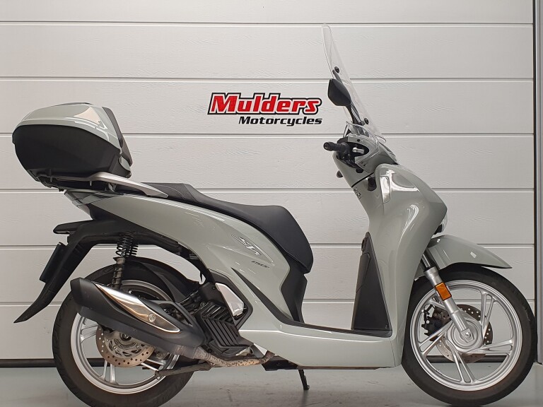 Honda SH 150 ABS HONDA SH 150 ABS 