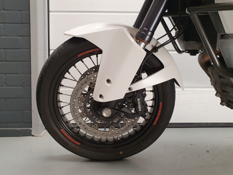 KTM 1290 SUPER ADVENTURE T KTM 1290 Super Adventure T foto 3