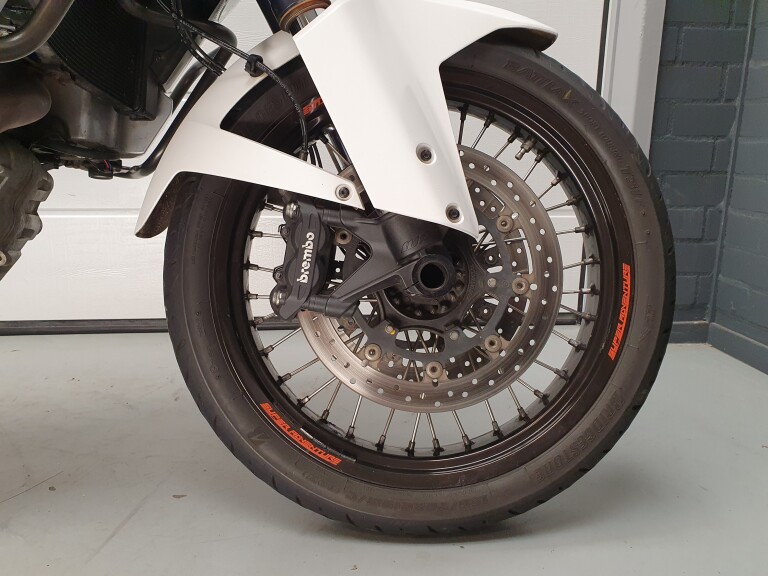 KTM 1290 SUPER ADVENTURE T KTM 1290 Super Adventure T foto 13