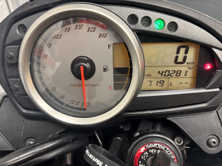 Kawasaki Z 750 foto 2