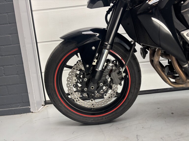 Kawasaki Z 750 foto 12