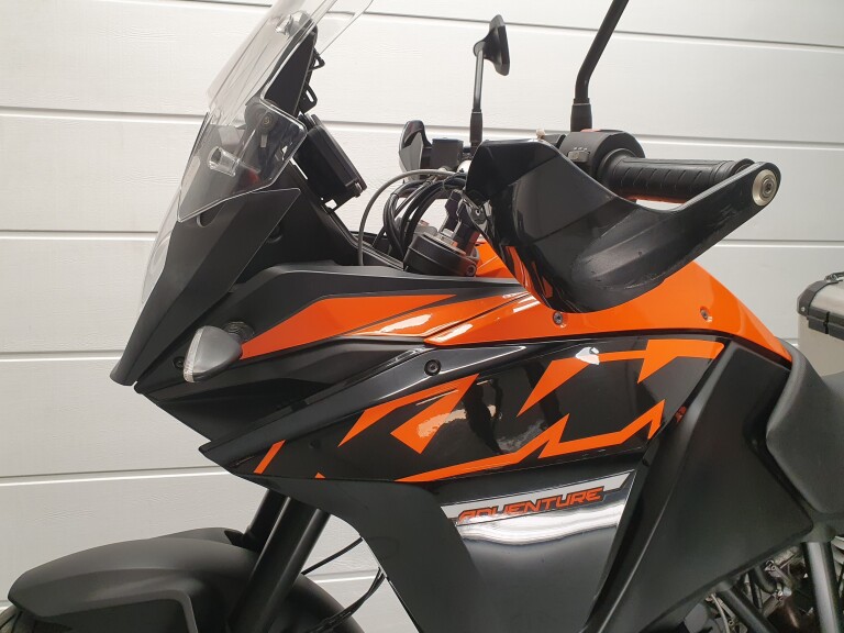KTM 1090 ADVENTURE ABS KTM 1090 ADVENTURE ABS foto 4