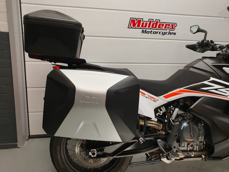 KTM 790 ADVENTURE foto 10