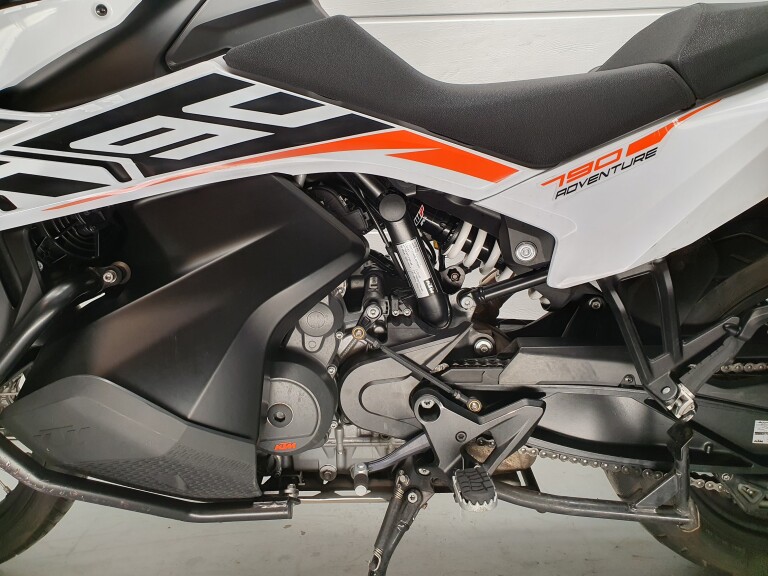KTM 790 ADVENTURE foto 12