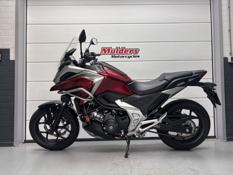 Honda NC 750 X ABS foto 2