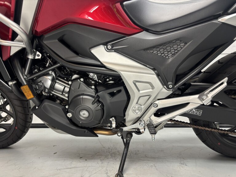 Honda NC 750 X ABS foto 5