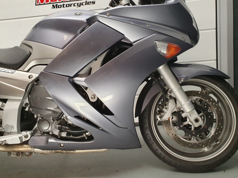 Yamaha FJR 1300 YAMAHA FJR 1300 foto 10
