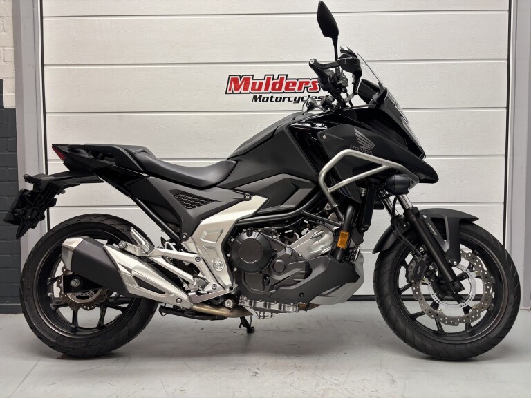 Honda NC 750 X ABS foto 2