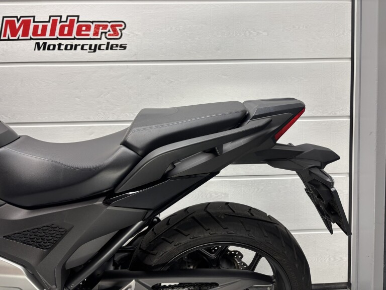 Honda NC 750 X ABS foto 7