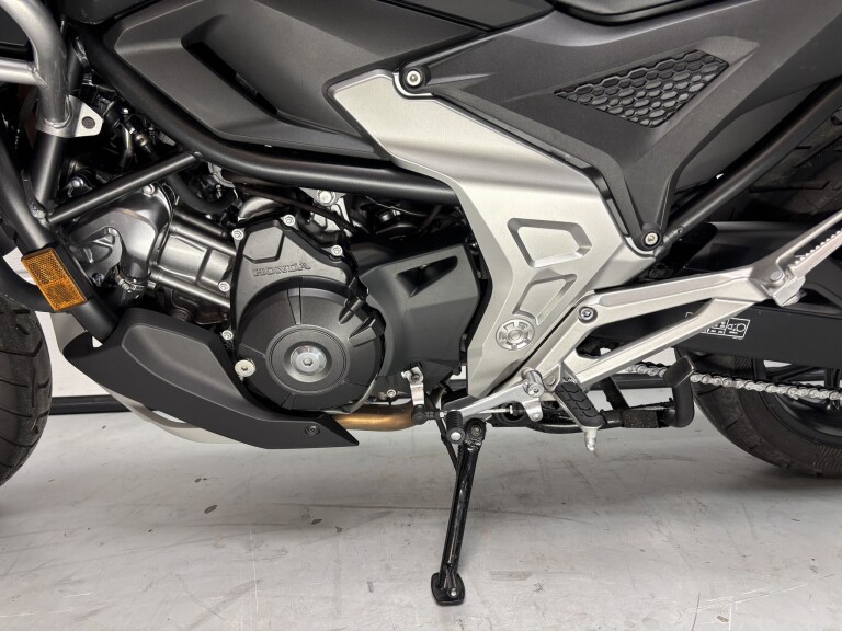 Honda NC 750 X ABS foto 9