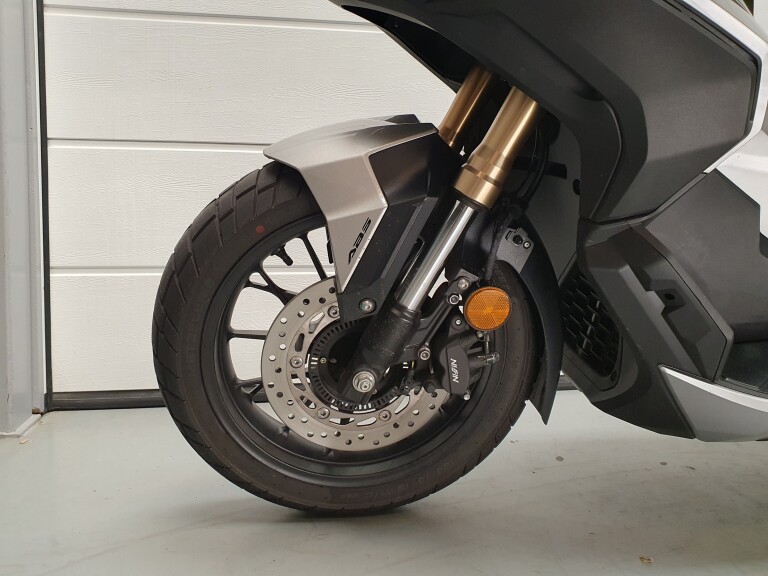 Honda ADV 350 ABS HONDA ADV 350 ABS foto 3