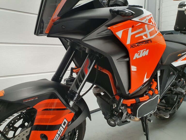 KTM 1290 SUPER ADVENTURE S KTM 1290 Super Adventure S foto 4