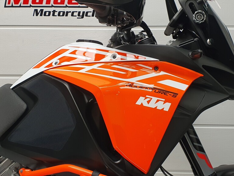 KTM 1290 SUPER ADVENTURE S KTM 1290 Super Adventure S foto 16