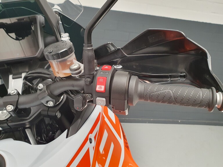 KTM 1290 SUPER ADVENTURE S KTM 1290 Super Adventure S foto 18