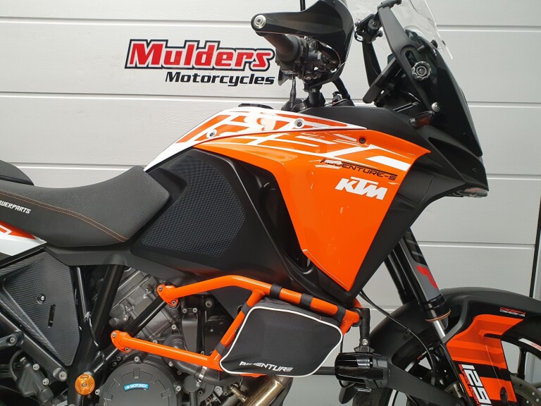 KTM 1290 SUPER ADVENTURE S KTM 1290 Super Adventure S foto 24