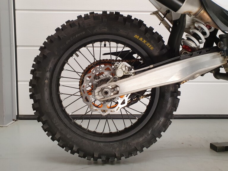 KTM 450 EXC-F KTM 450 EXC-F SLECHTS 70 UREN! foto 9