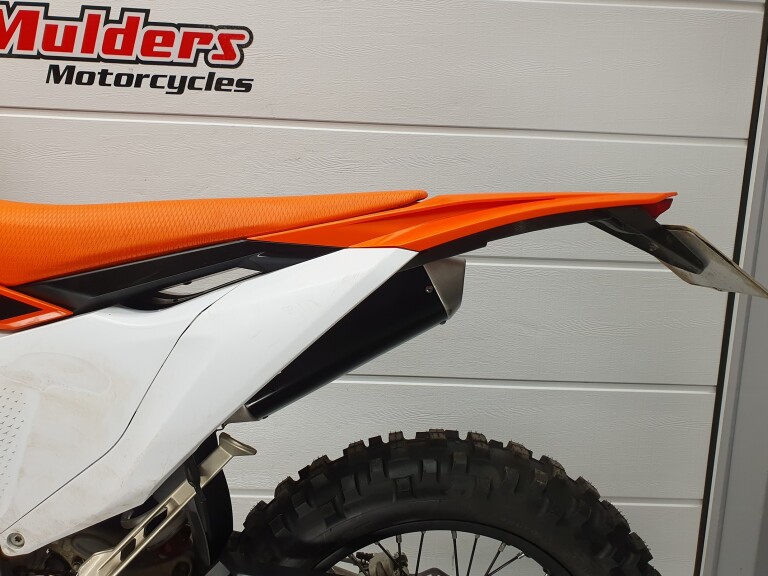 KTM 450 EXC-F KTM 450 EXC-F SLECHTS 70 UREN! foto 10