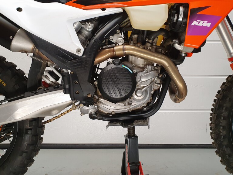 KTM 450 EXC-F KTM 450 EXC-F SLECHTS 70 UREN! foto 13