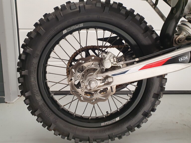 KTM 450 EXC SIX-DAYS KTM 450 EXC SIX-DAYS foto 9