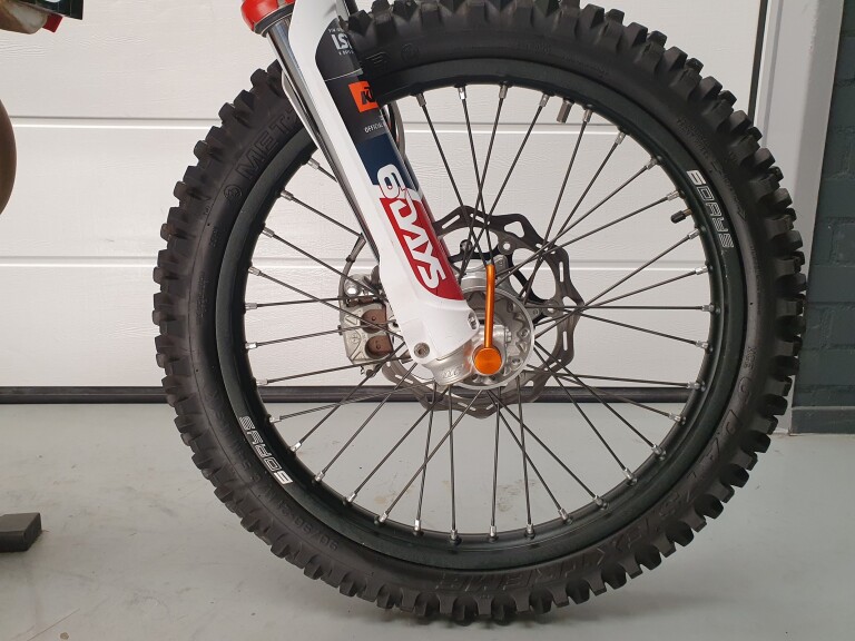 KTM 450 EXC SIX-DAYS KTM 450 EXC SIX-DAYS foto 14