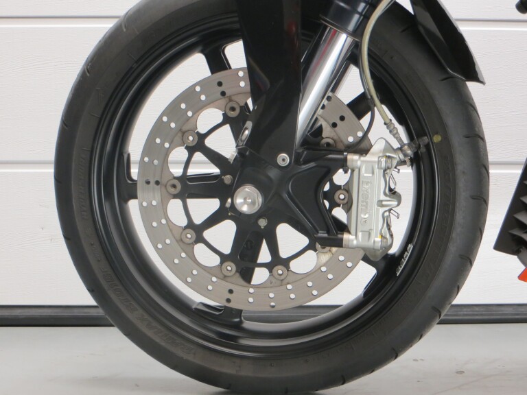 KTM 690 DUKE KTM 690 DUKE foto 3