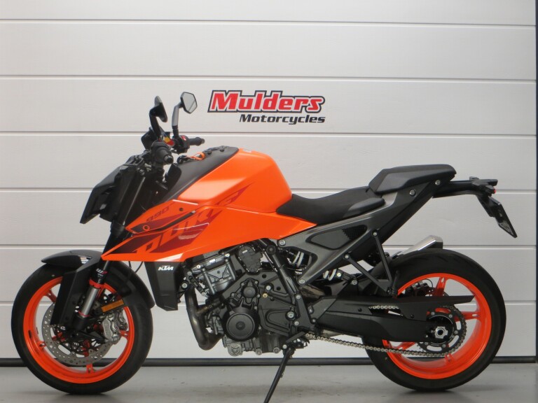 KTM 990 DUKE KTM 990 DUKE DEMO foto 2