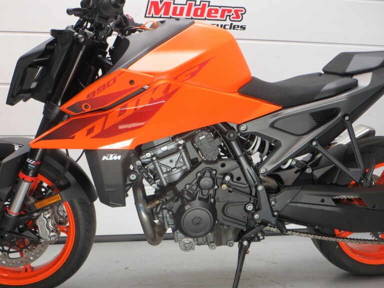 KTM 990 DUKE KTM 990 DUKE DEMO foto 4
