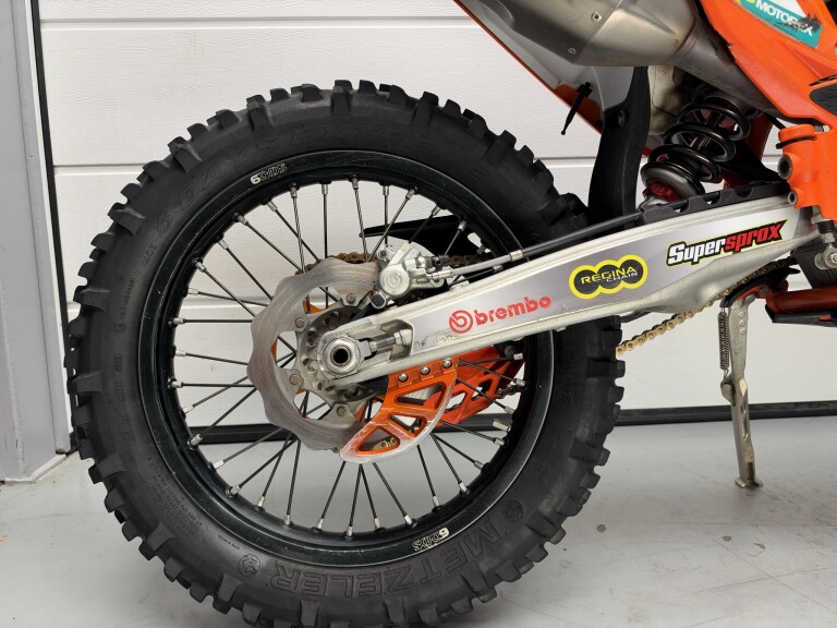 KTM 450 EXC SIX-DAYS foto 4