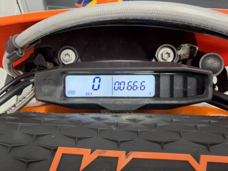 KTM 450 EXC SIX-DAYS foto 8