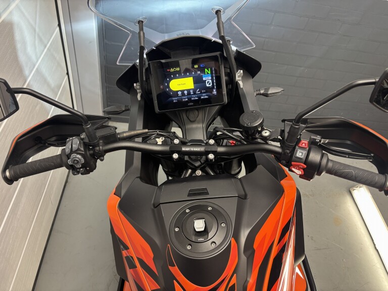 KTM 1290 SUPER ADVENTURE S foto 16