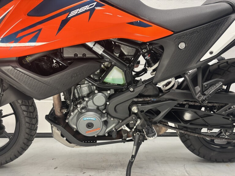 KTM 390 ADVENTURE KTM 390 ADVENTURE foto 5