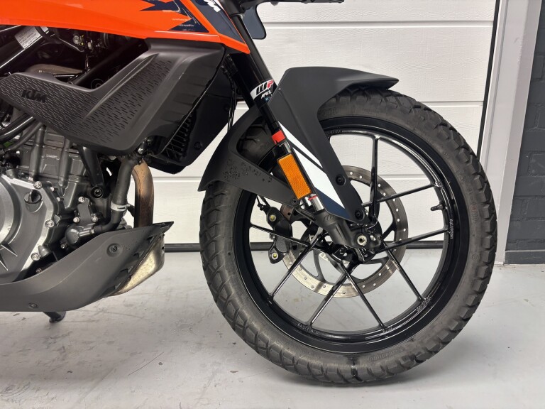 KTM 390 ADVENTURE KTM 390 ADVENTURE foto 11